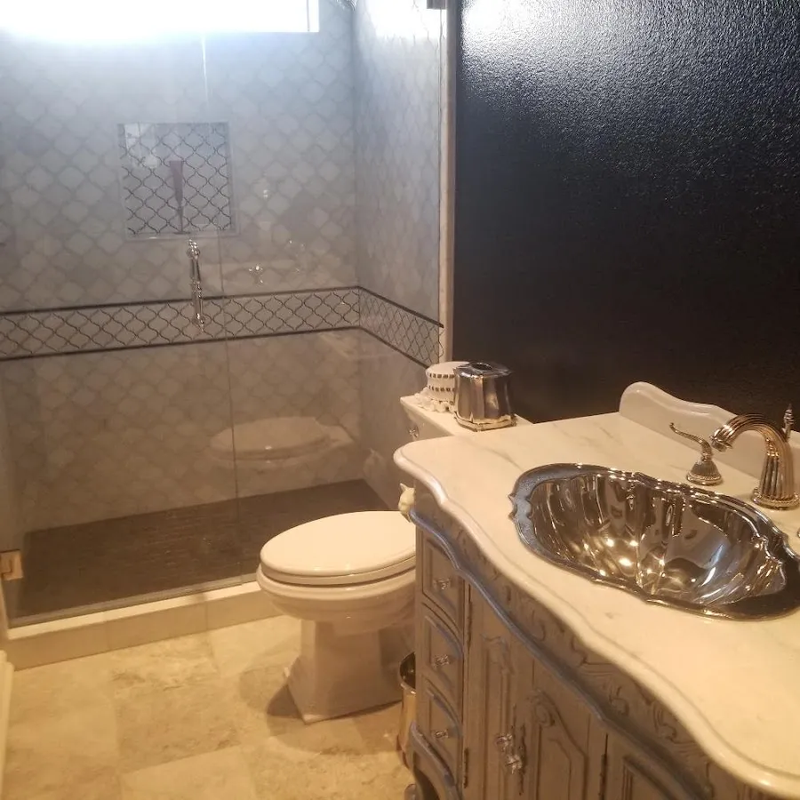 Professional plumbing work and bathroom remodeling in El Paso